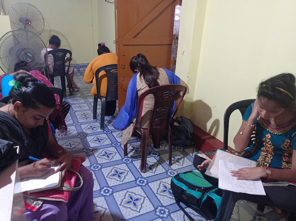 Mahua Makeover & Academy