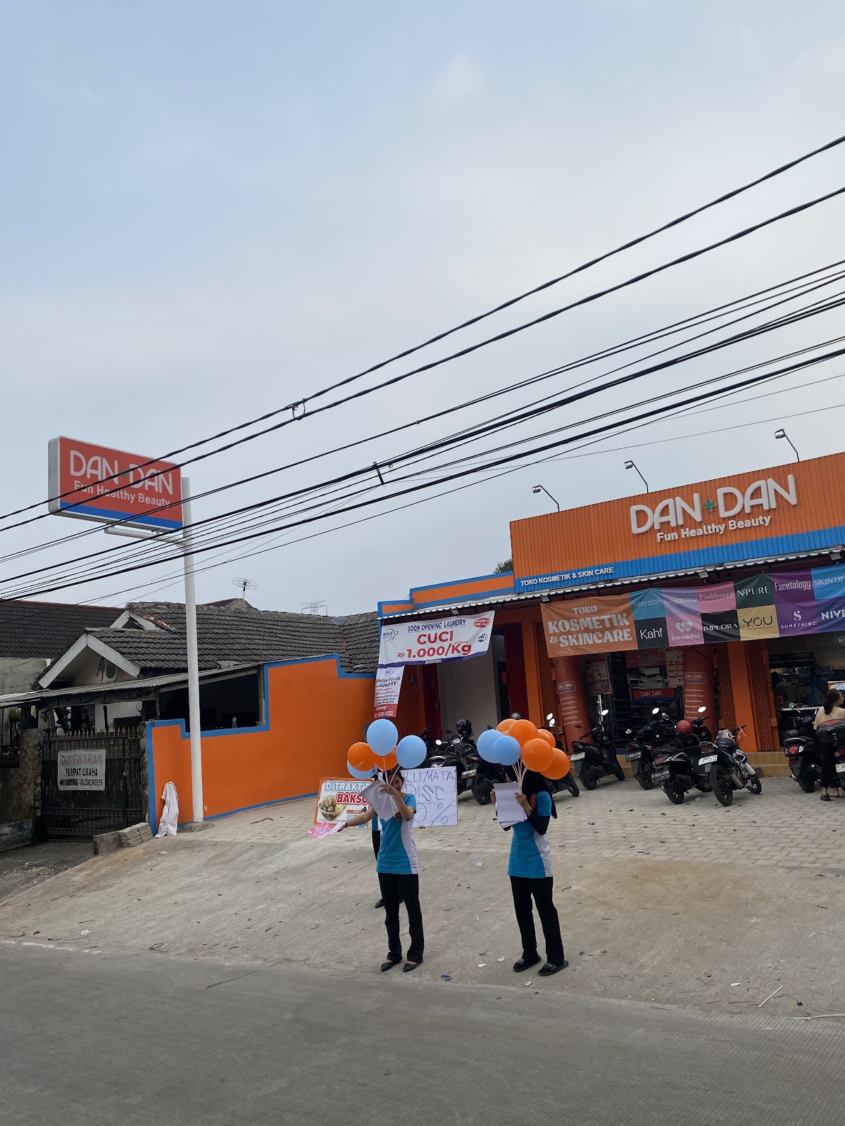 DAN+DAN Bukit Nusa Indah