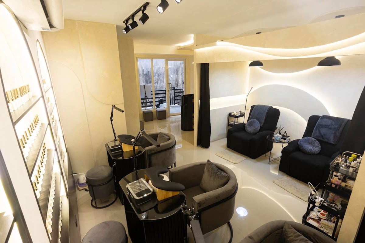 Vardelle Beauty Studio