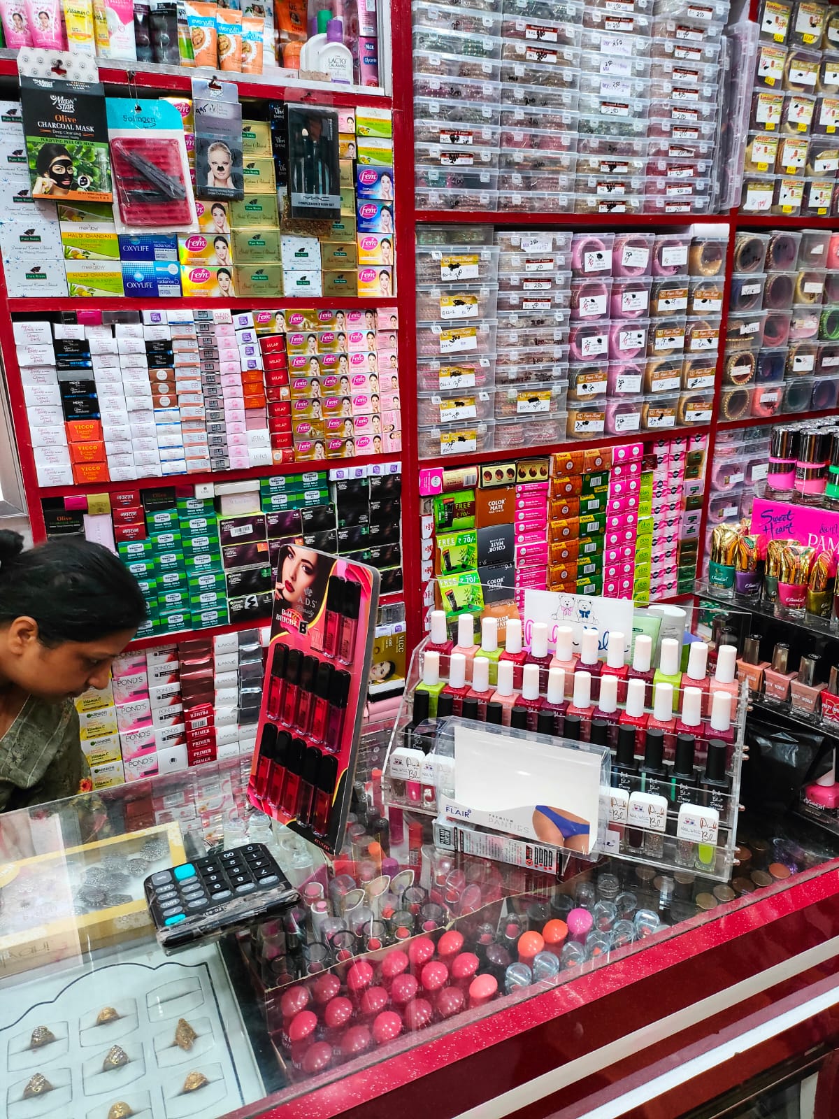 Mahotarma Cosmetic And Gift House