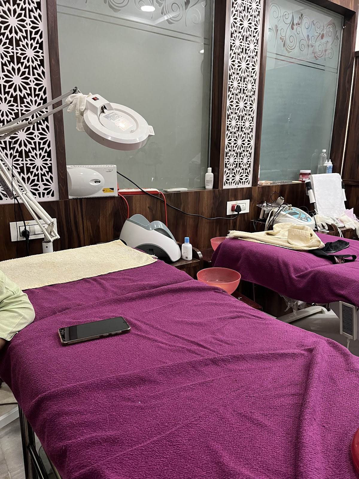 Khoobsurat laser electrolysis & beauty studio