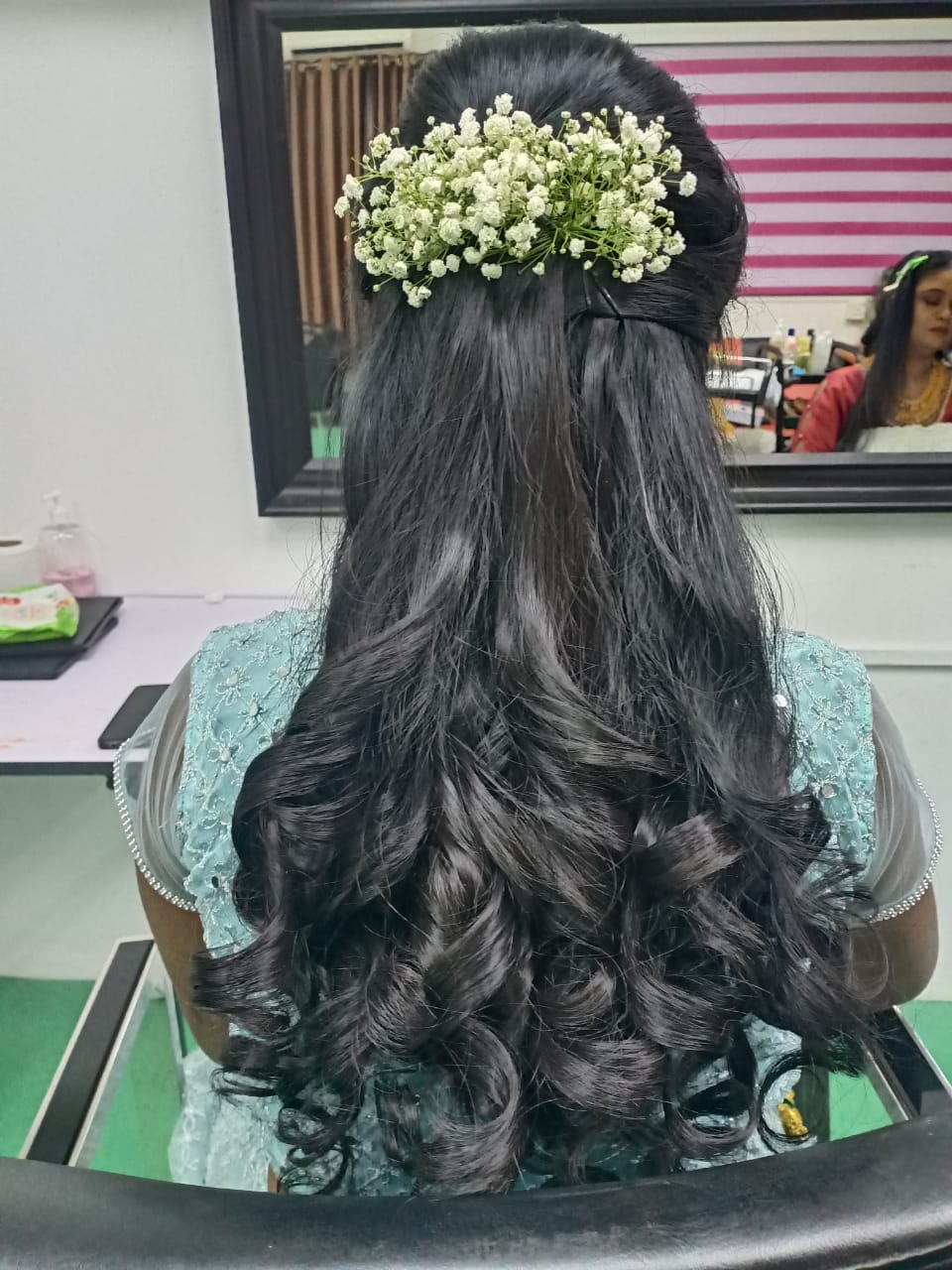 Mohanaaz beauty salon