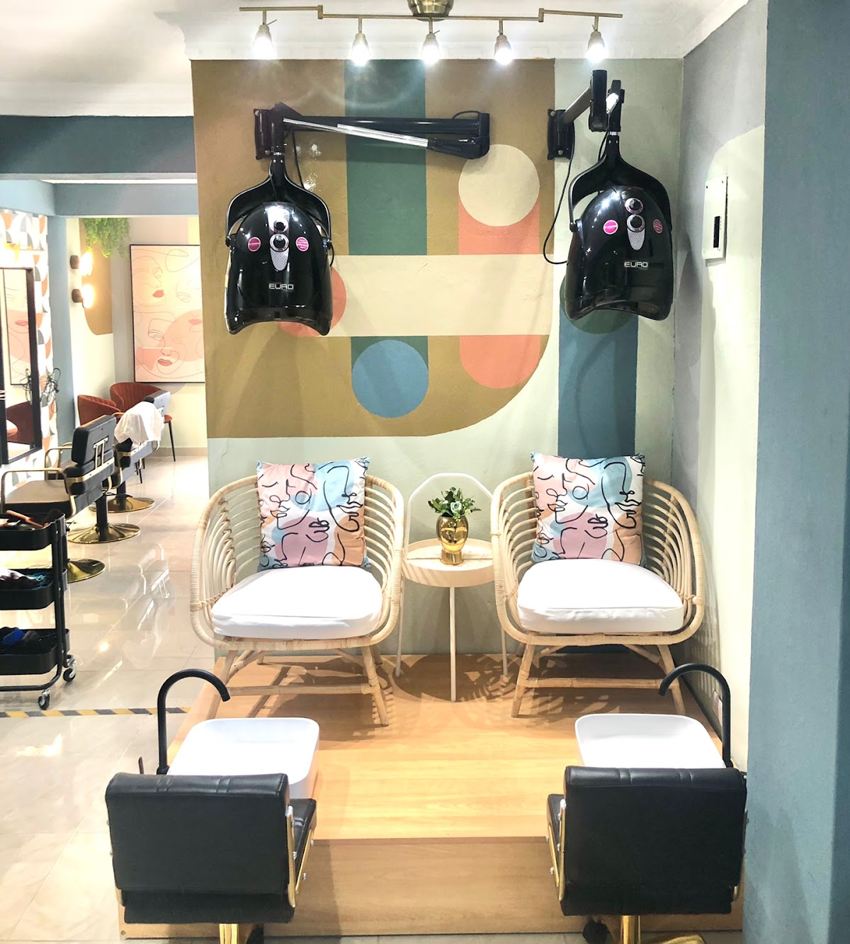 Piu Bella Beauty Salon by Ana Ferreira
