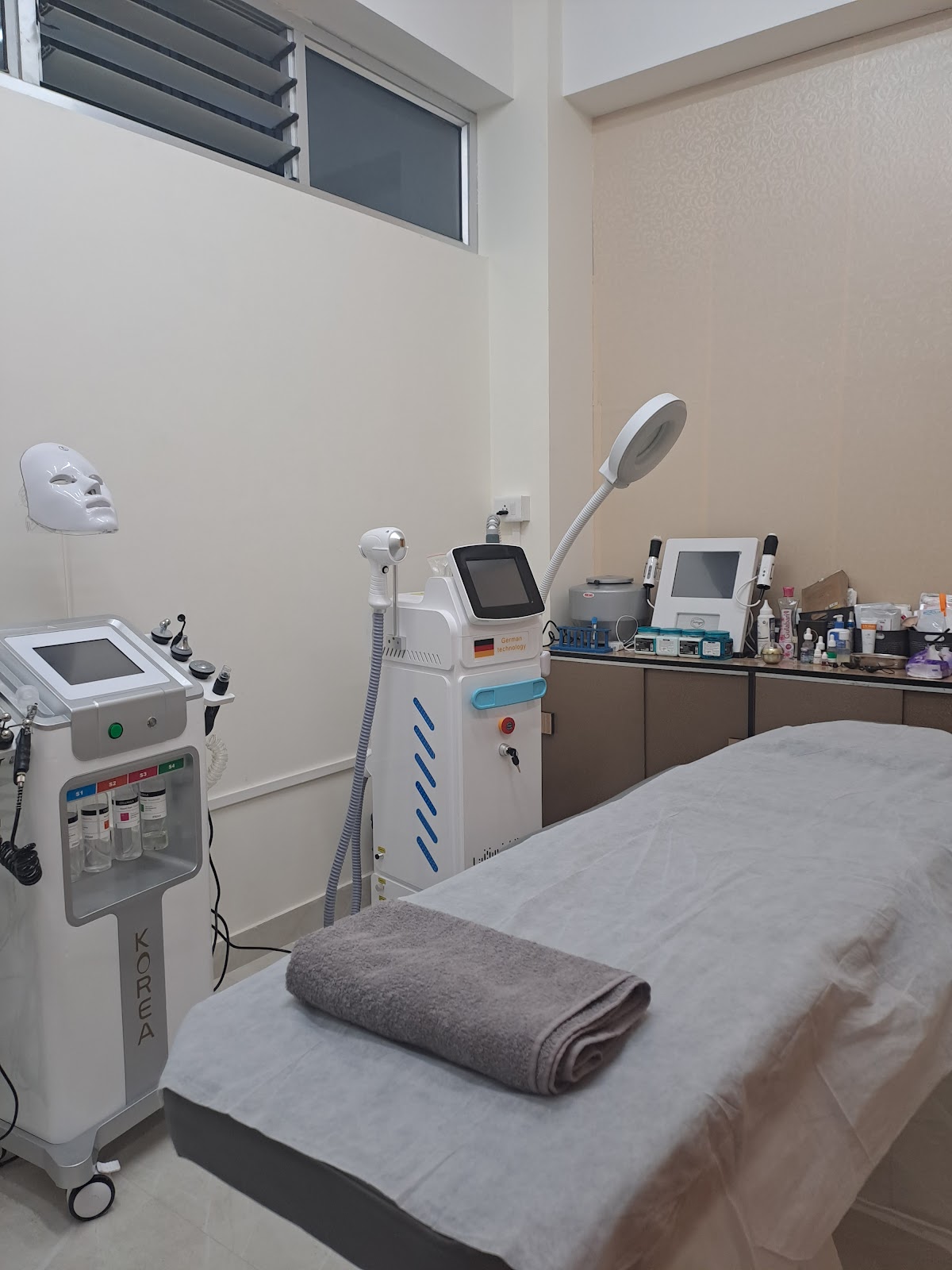 Luxeskin Studio