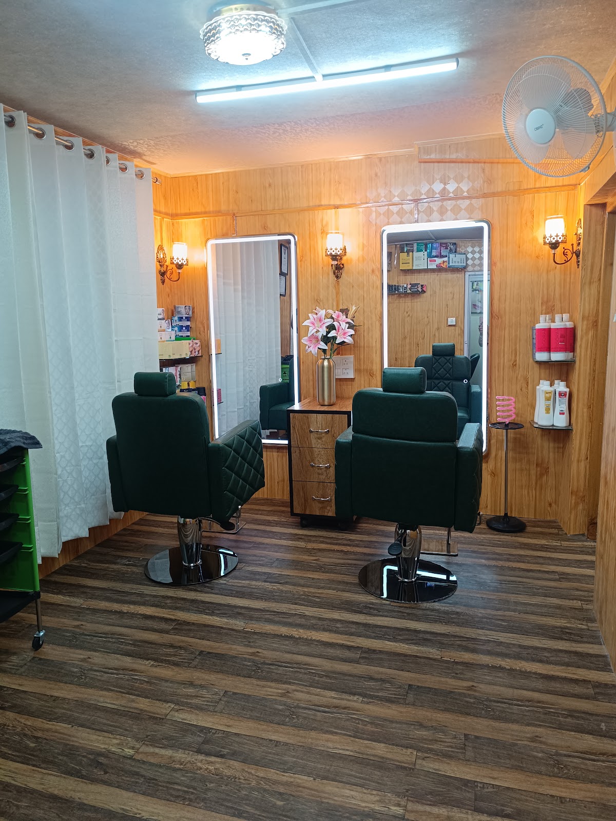 Blush & Glow Beauty Salon