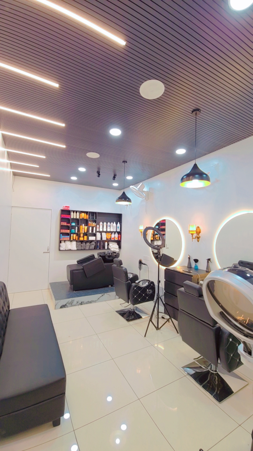 Np Looks Unisex Salon