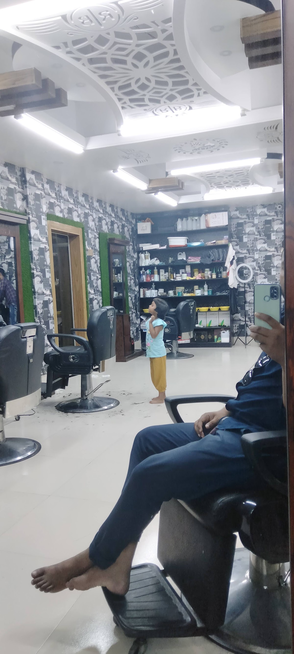 The Rainbow Hair Studio Gents & Ladies Parlour