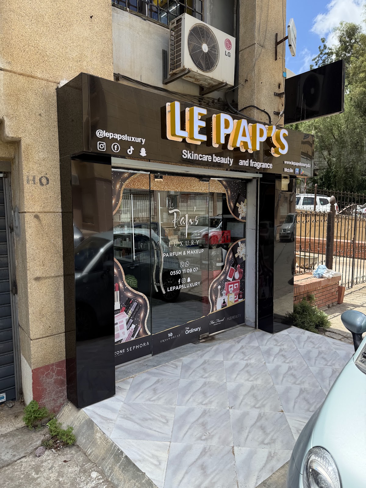LE PAPS LUXURY