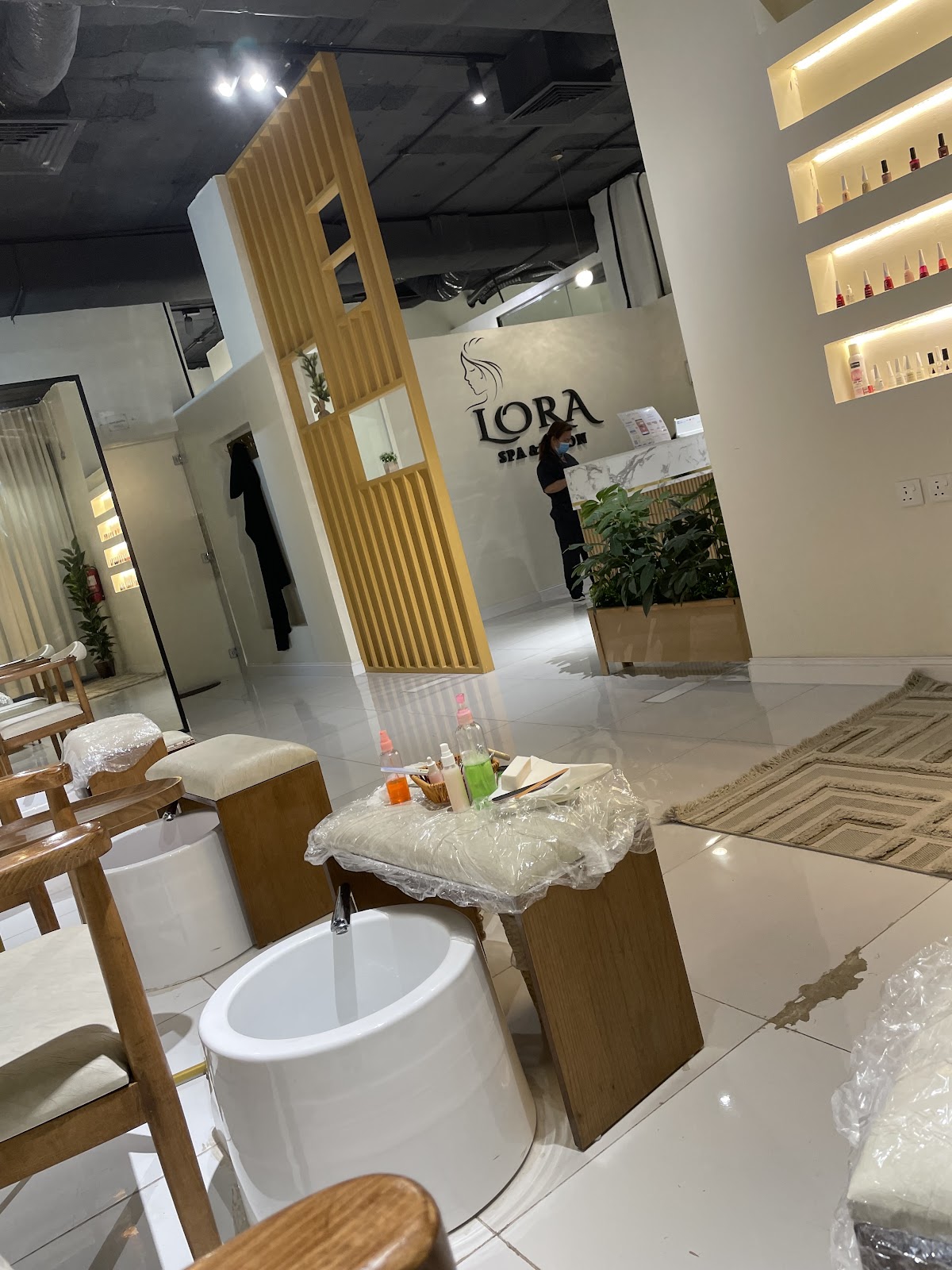 Lora Spa & Salon