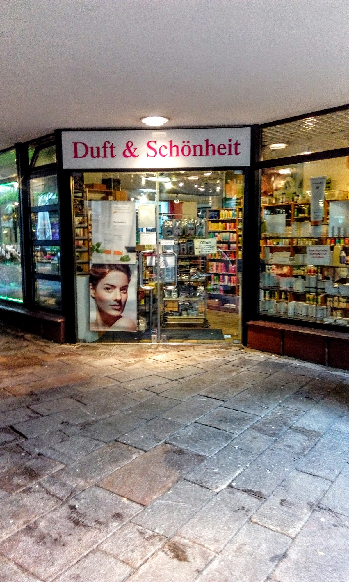 Fragrance & Beauty