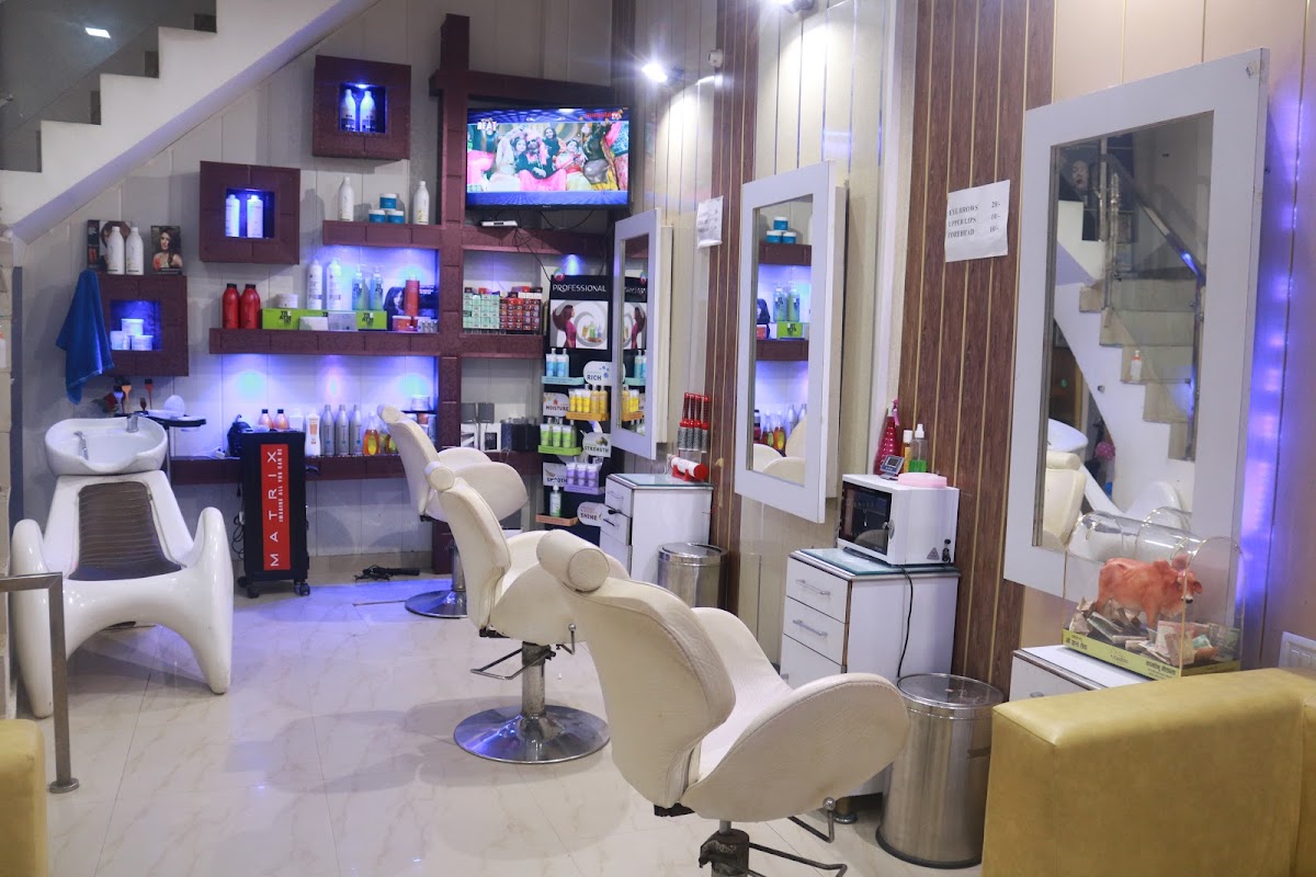 Trend Hair Beauty & Makeup Studio