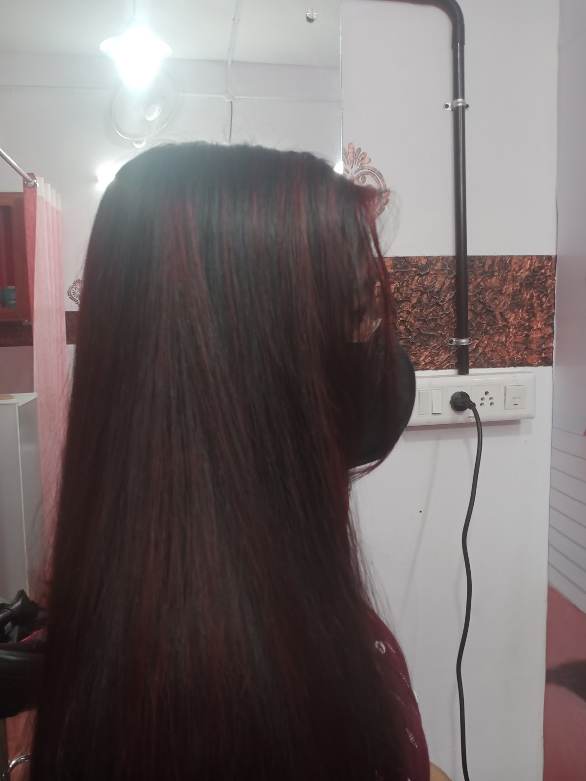 Magic Mirror Beauty Parlour & Bridal Makeup Studio