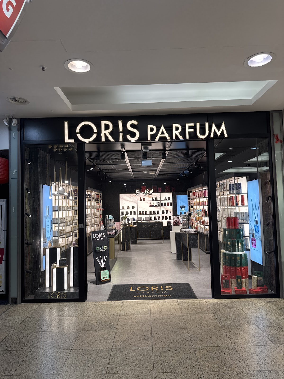 Loris Parfum City Galerie Wolfsburg