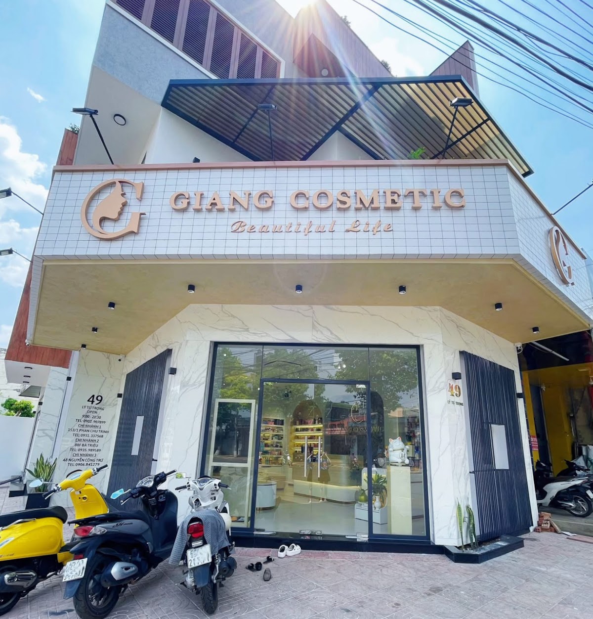 Giang Cosmetics BMT Branch 2 - 49 Ly Tu Trong