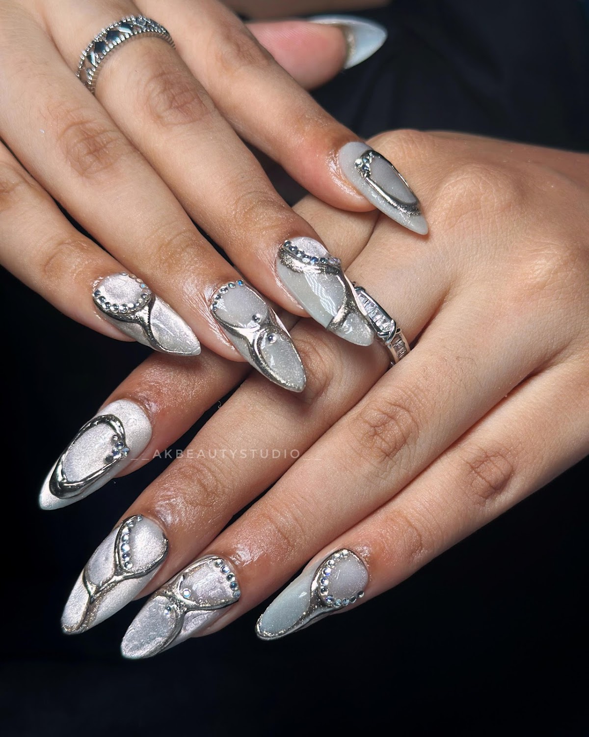 AK BEAUTY STUDIO(Beauty,Nail,Hair,Makeup)