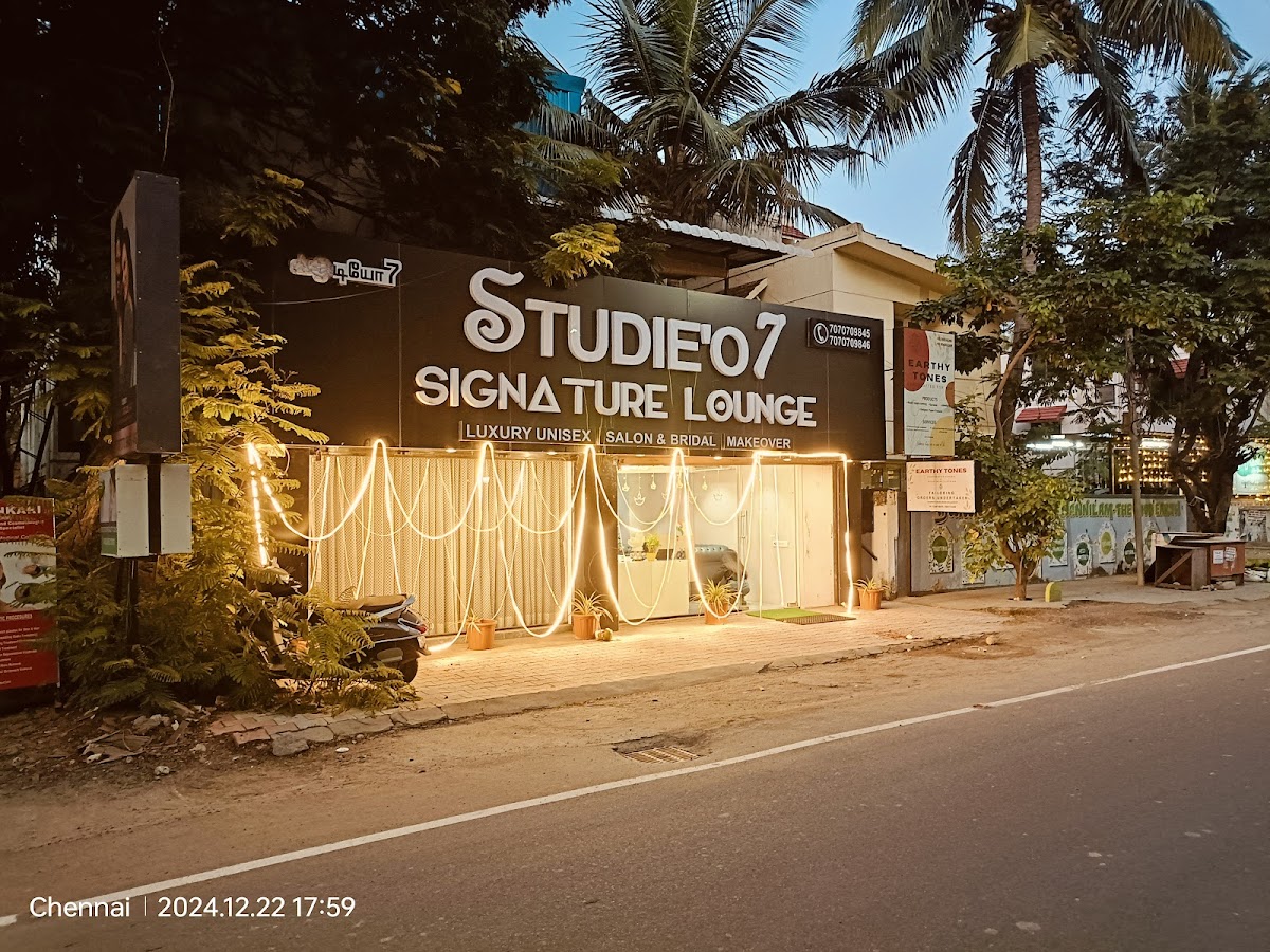 Studieo7 Signature Lounge Sholinganallur