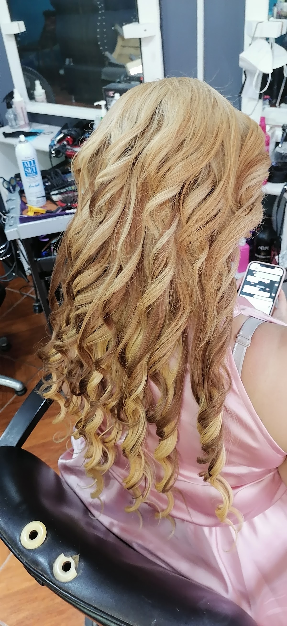 Ladie's Beuty Salon