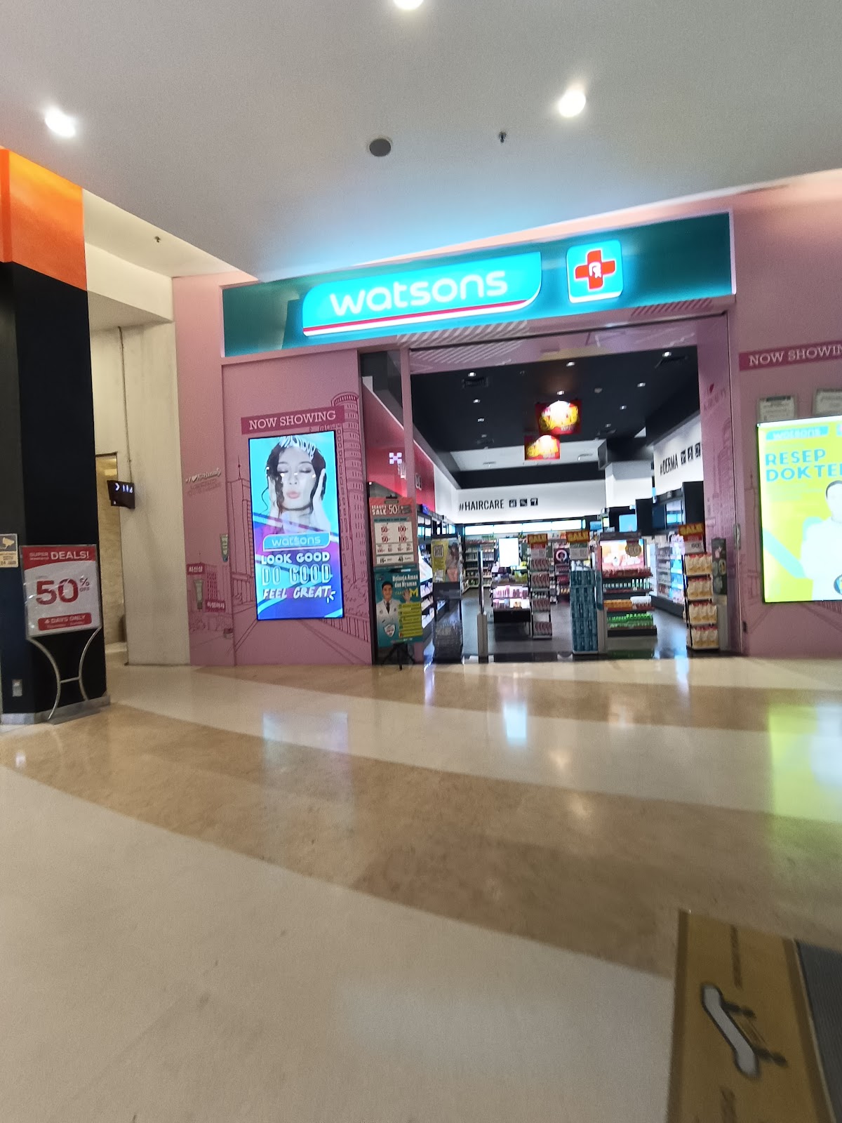 Watsons Lotte Shopping Avenue