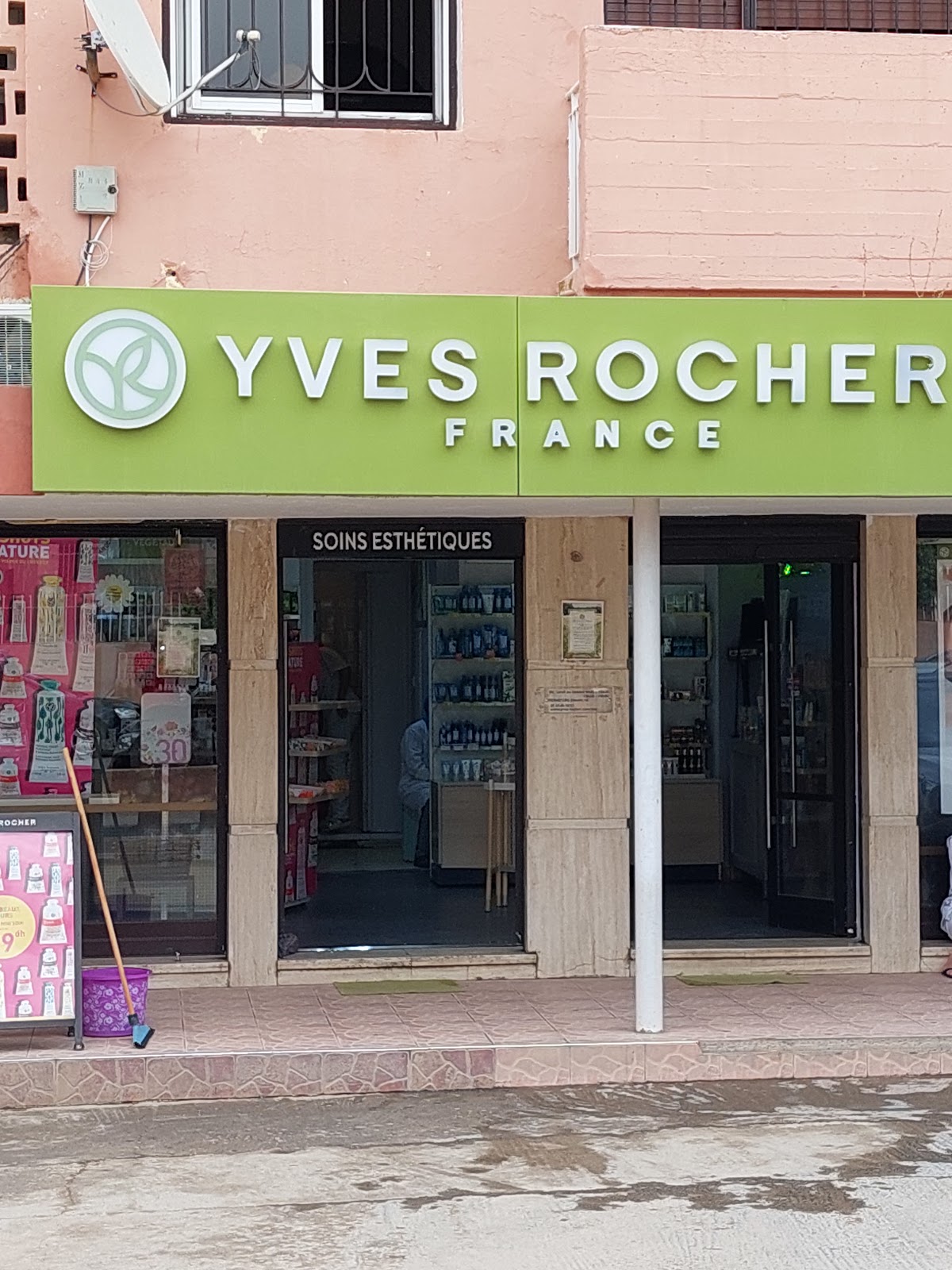 Yves Rocher