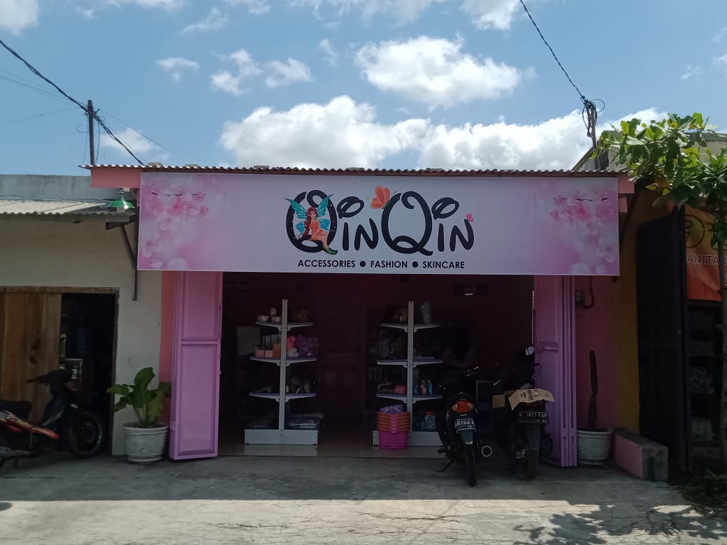 Qin Qin Accesoris, Skincare, & Fashion