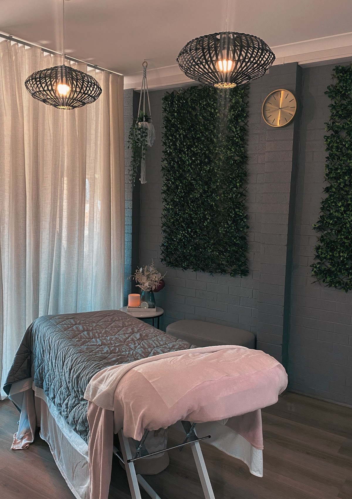 Athena Beauty Bar