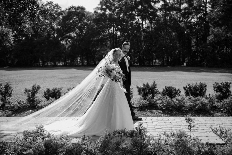 The Veil Hair and Makeup Co