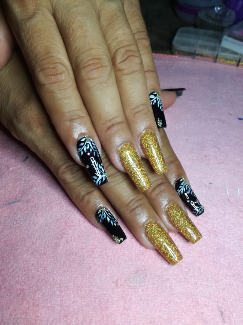 Paris Studio, Salon & Spa