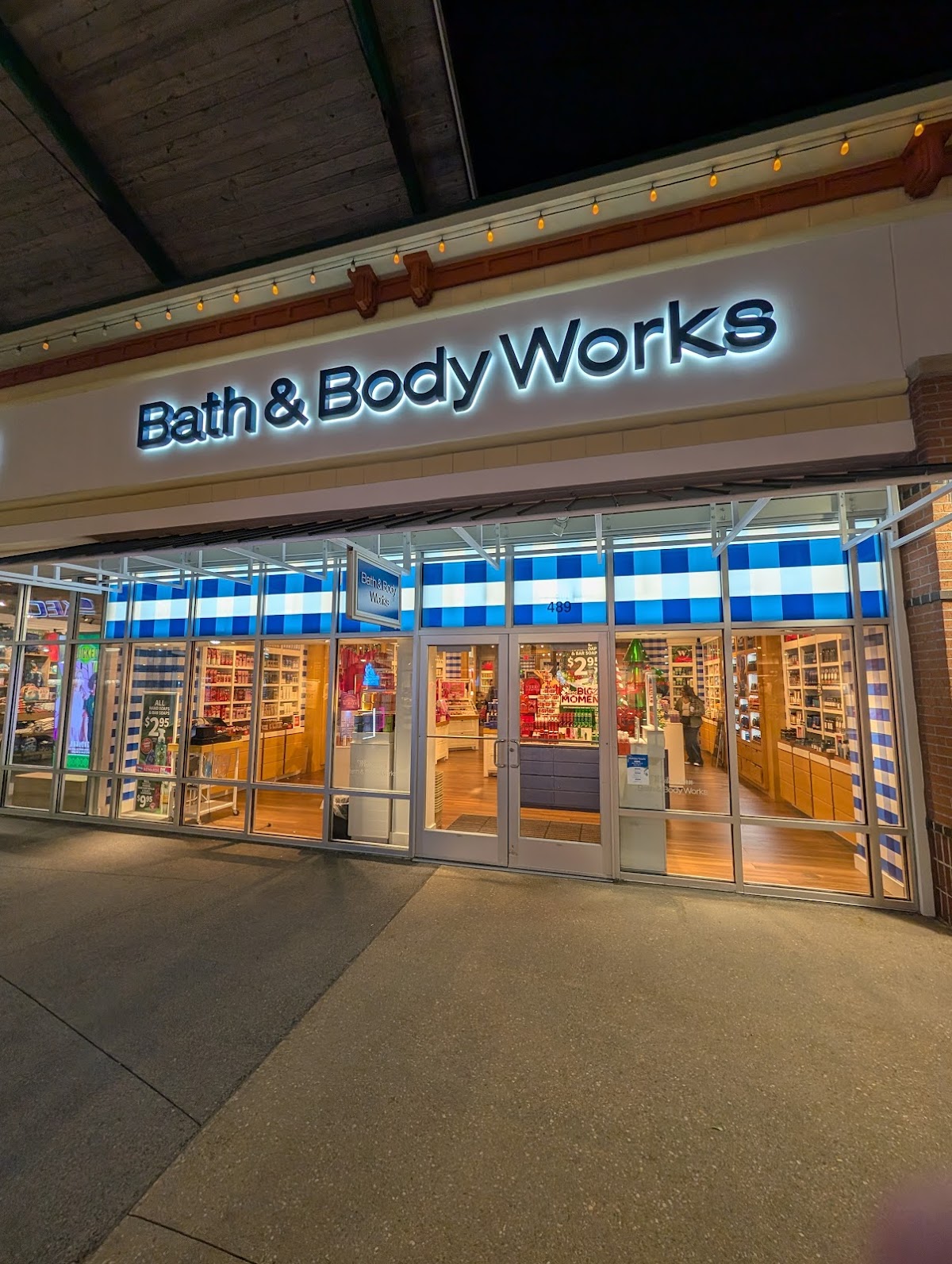 Bath & Body Works