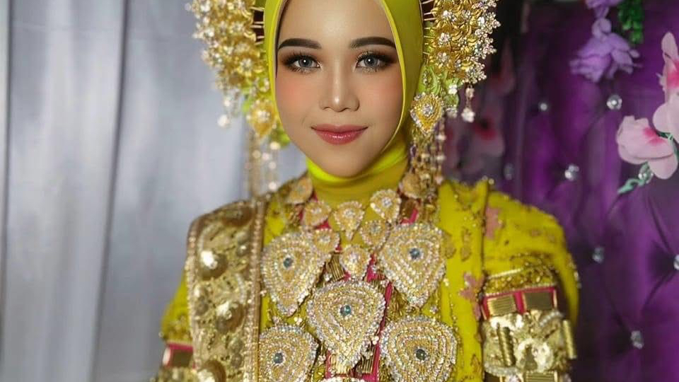 DIAN MAKEUP
