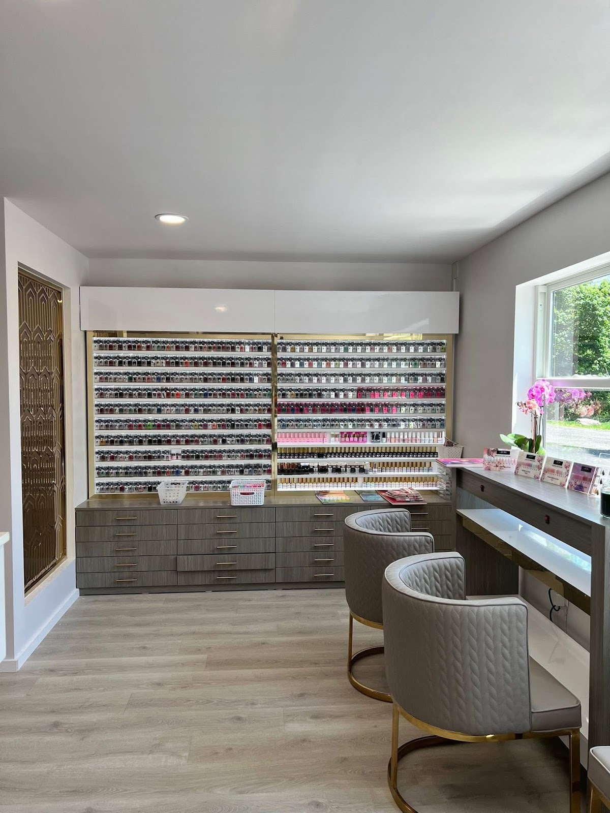 Cloud Nail Bar & Lash