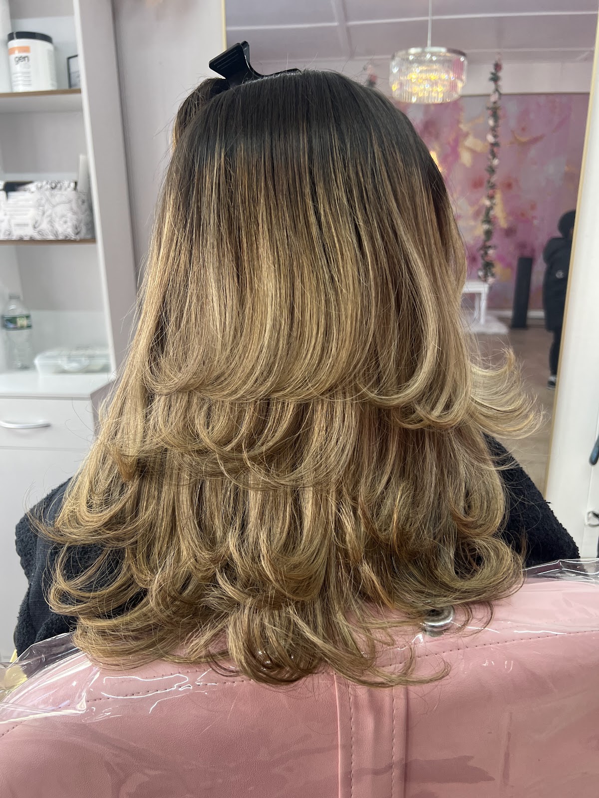 R&D beauty salon
