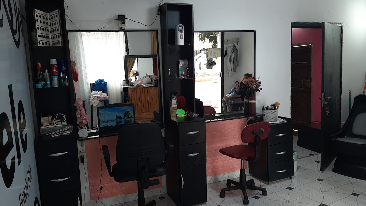 Cele Make-up