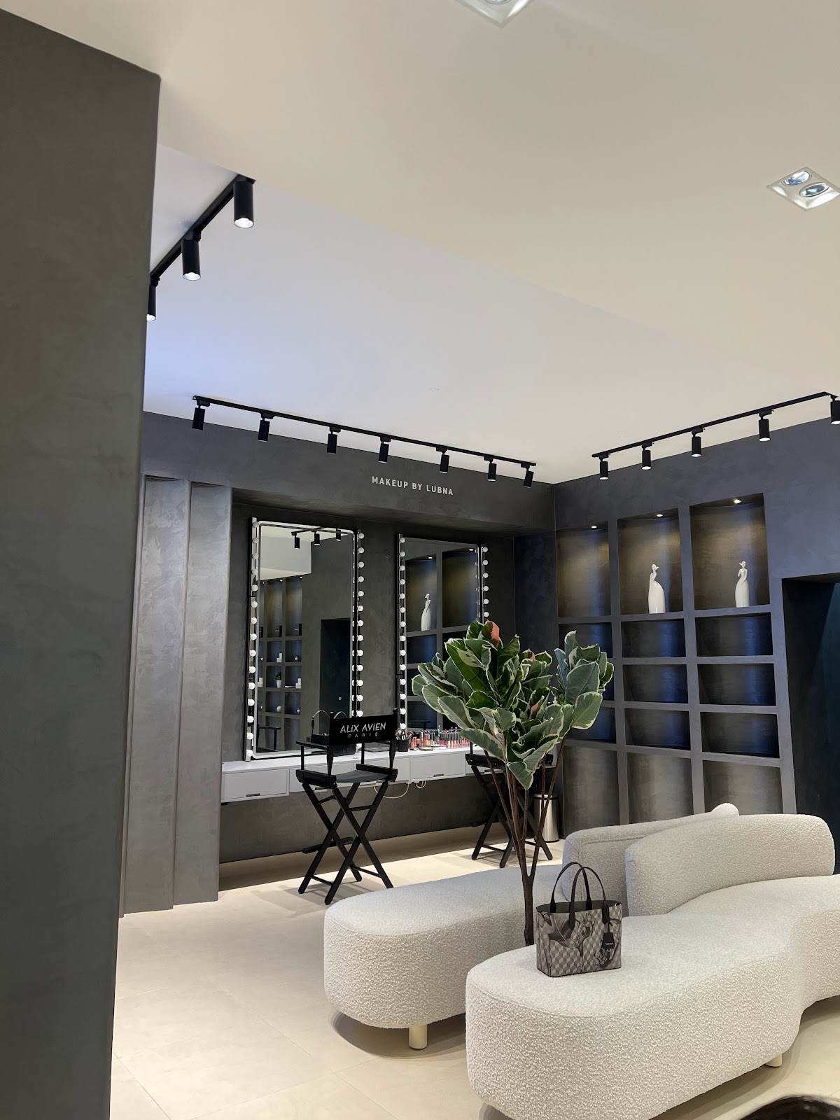 Alix Avien Makeup & Nail Studio