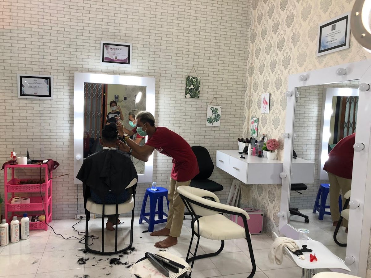 Khoirunnisa Salon Bondowoso