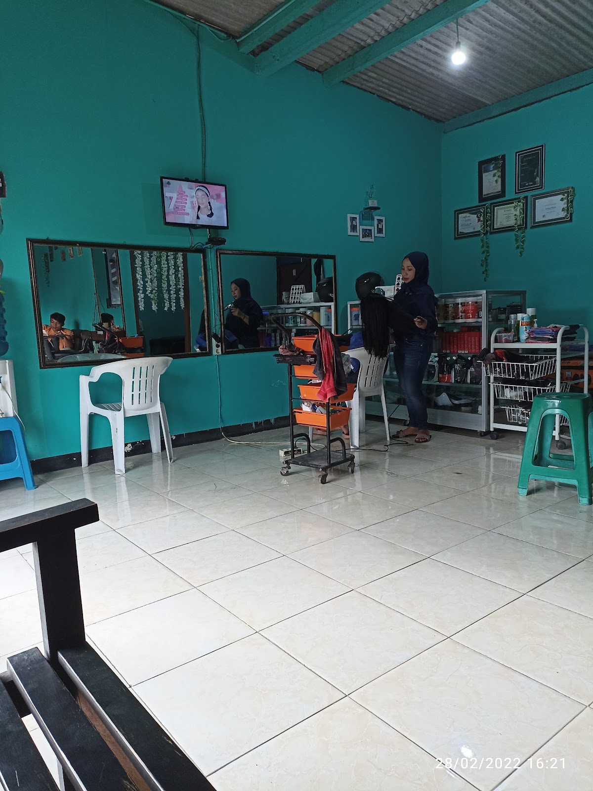 Nurul indah salon