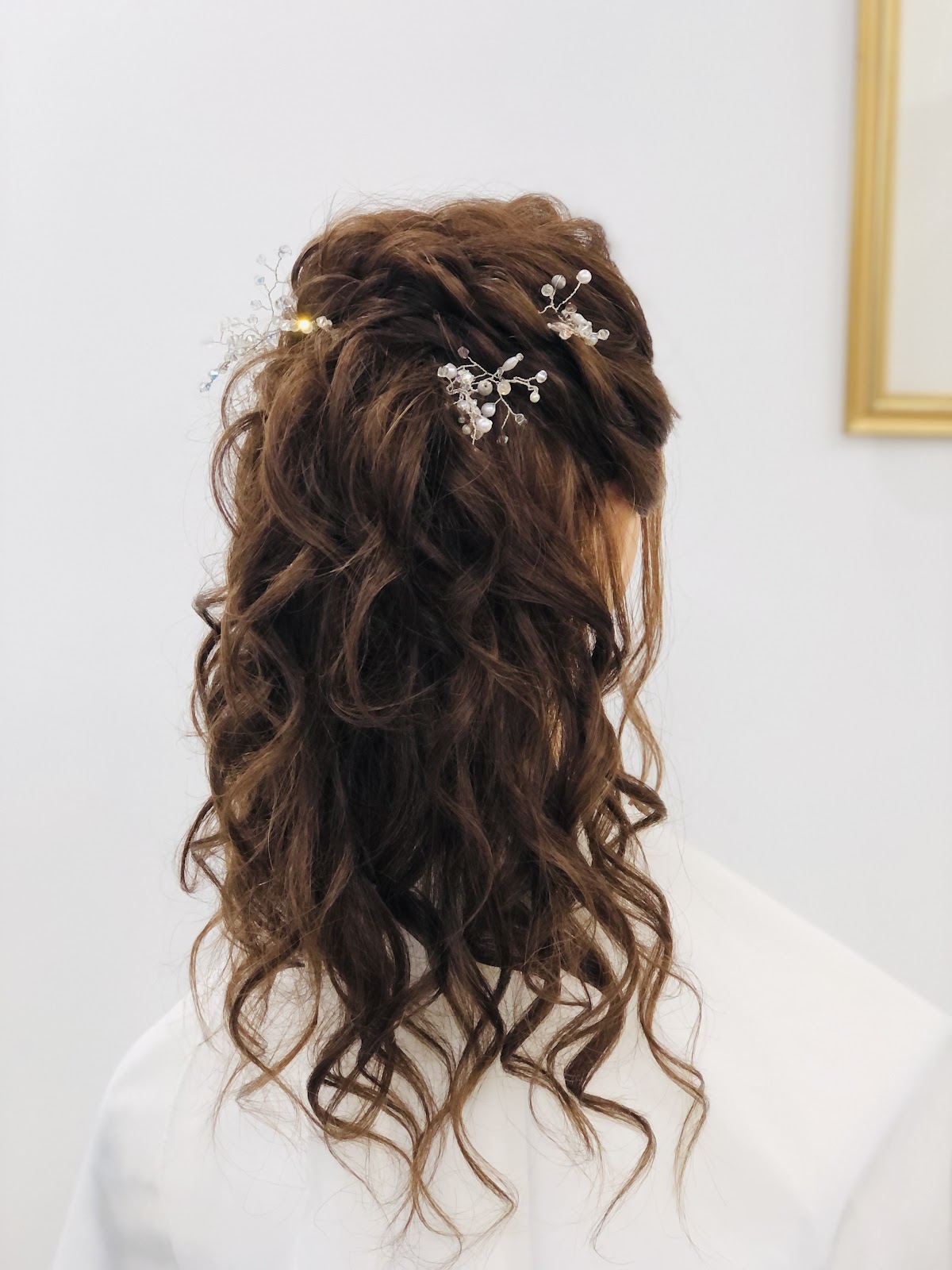 Individual (Hotel New Grand Hair Salon)