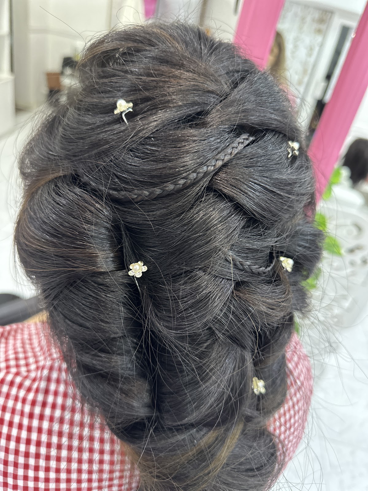 Markaz Laha Al Jamal Salon