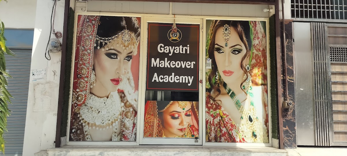 Gayatri Makeover Academy by Namrata
