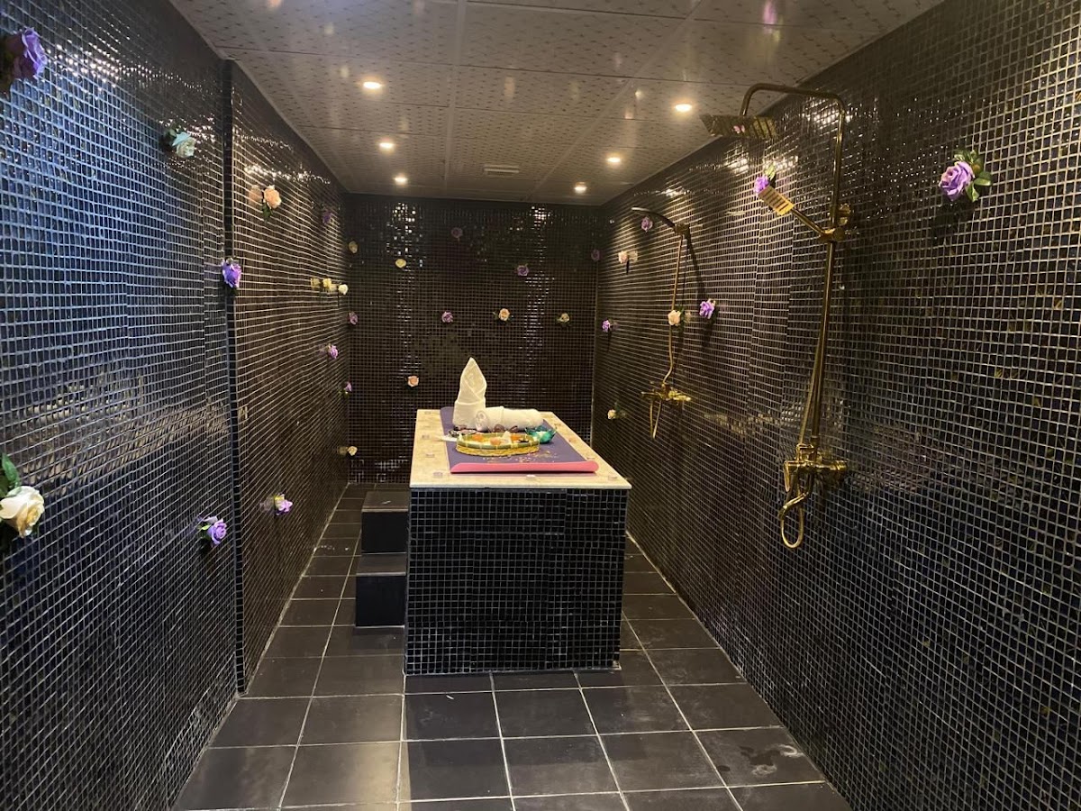 Flora Beauty Lounge