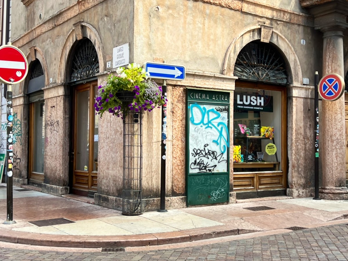 LUSH Cosmetics Trento
