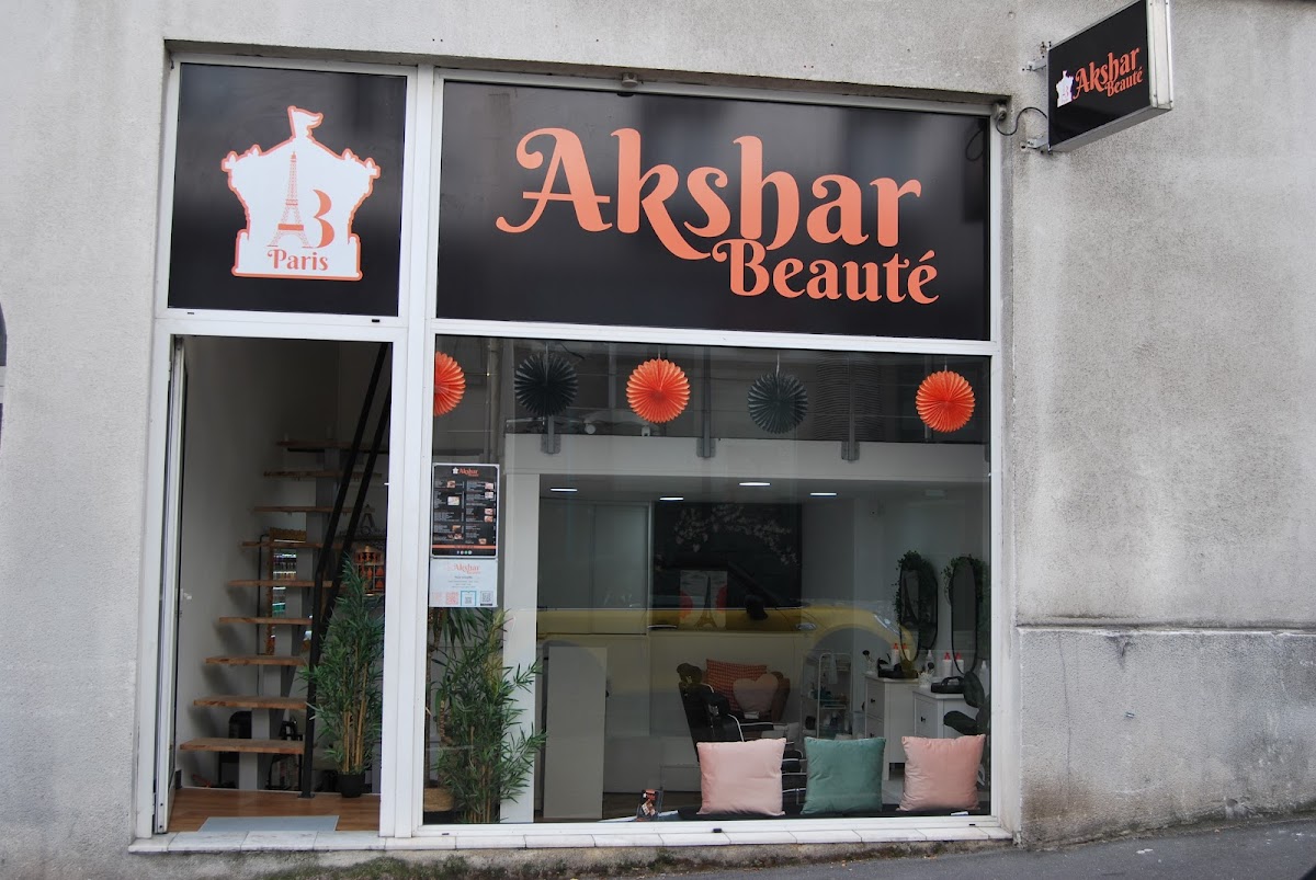 Akshar Beaute, Paris