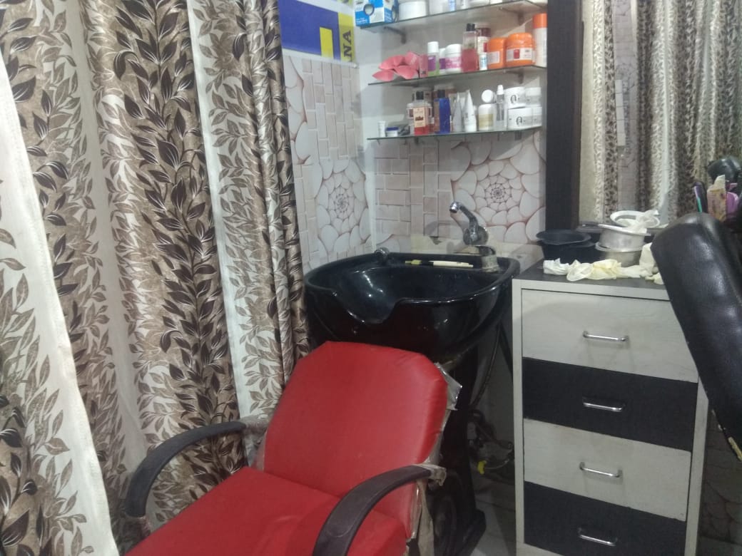 Vaishali Beauty Parlour