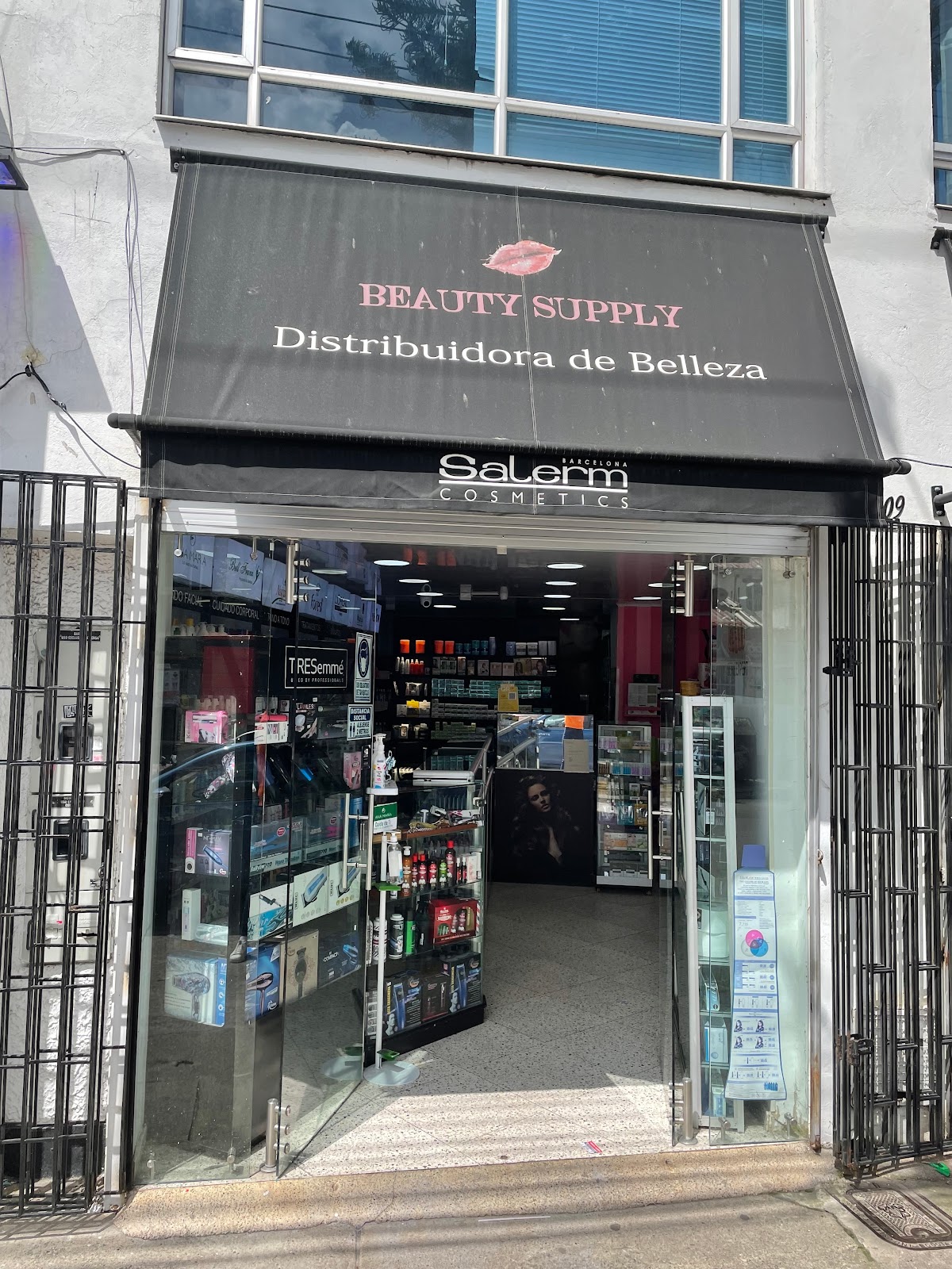 DISTRIBUIDORA DE BELLEZA BEAUTY SUPPLY