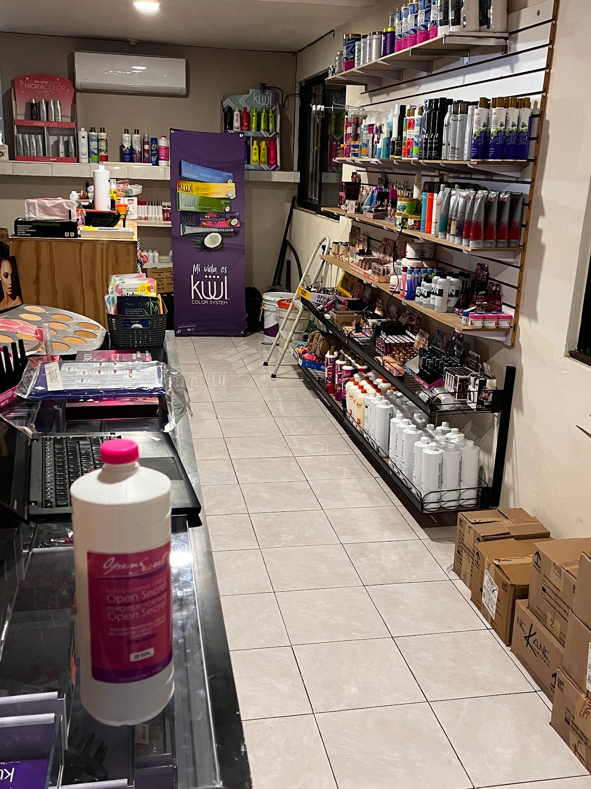 Distribuidora de productos de Belleza / Espacio Belleza