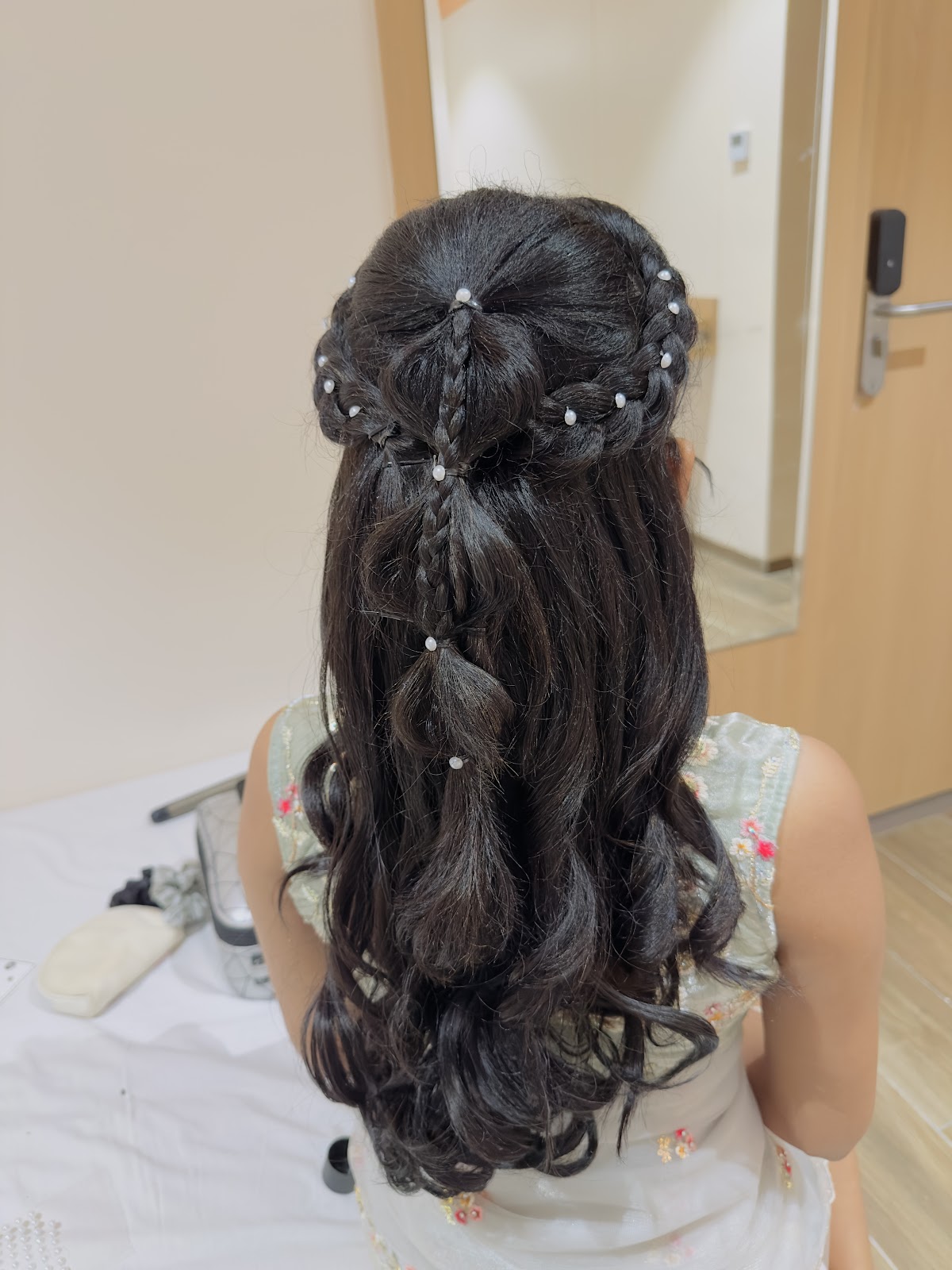 NIMS Makeover & Makeup Studio