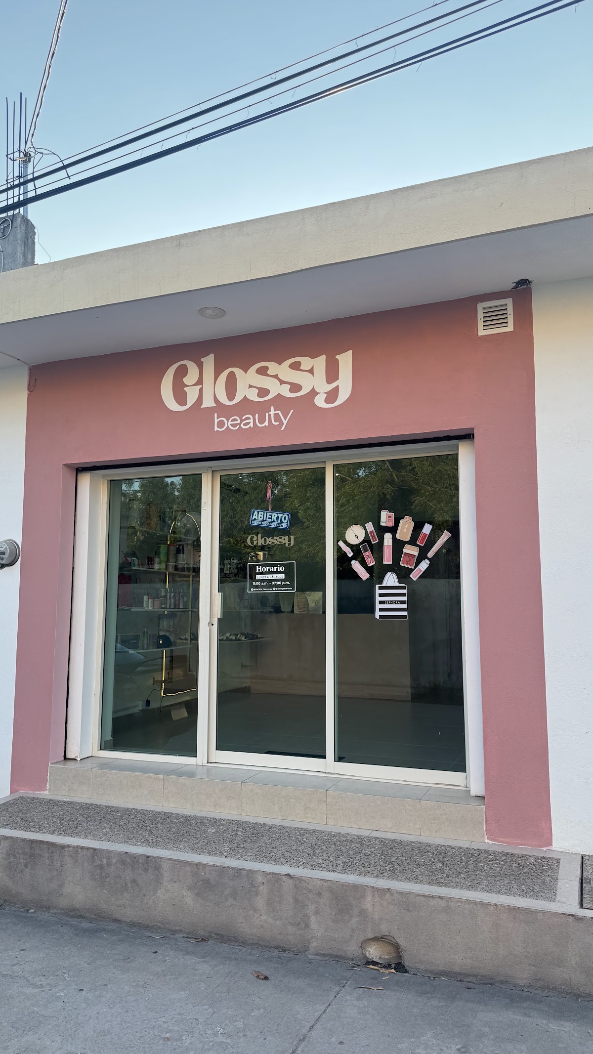 Glossy beauty
