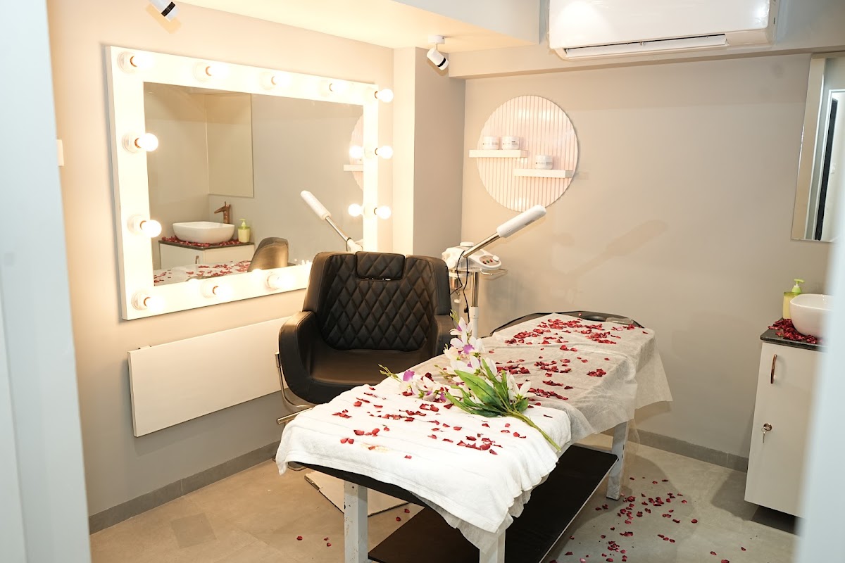 Let's Transform Salon Nashik