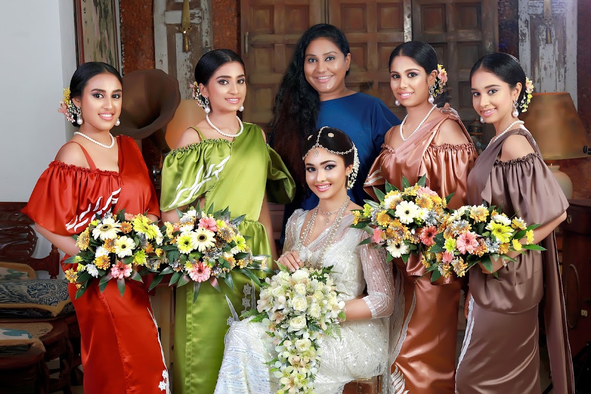 Salon Nayanart & Bridal House