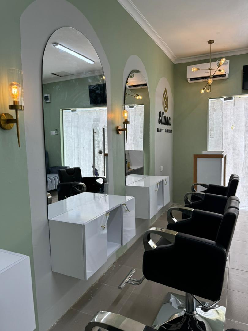Eliana beauty parlour