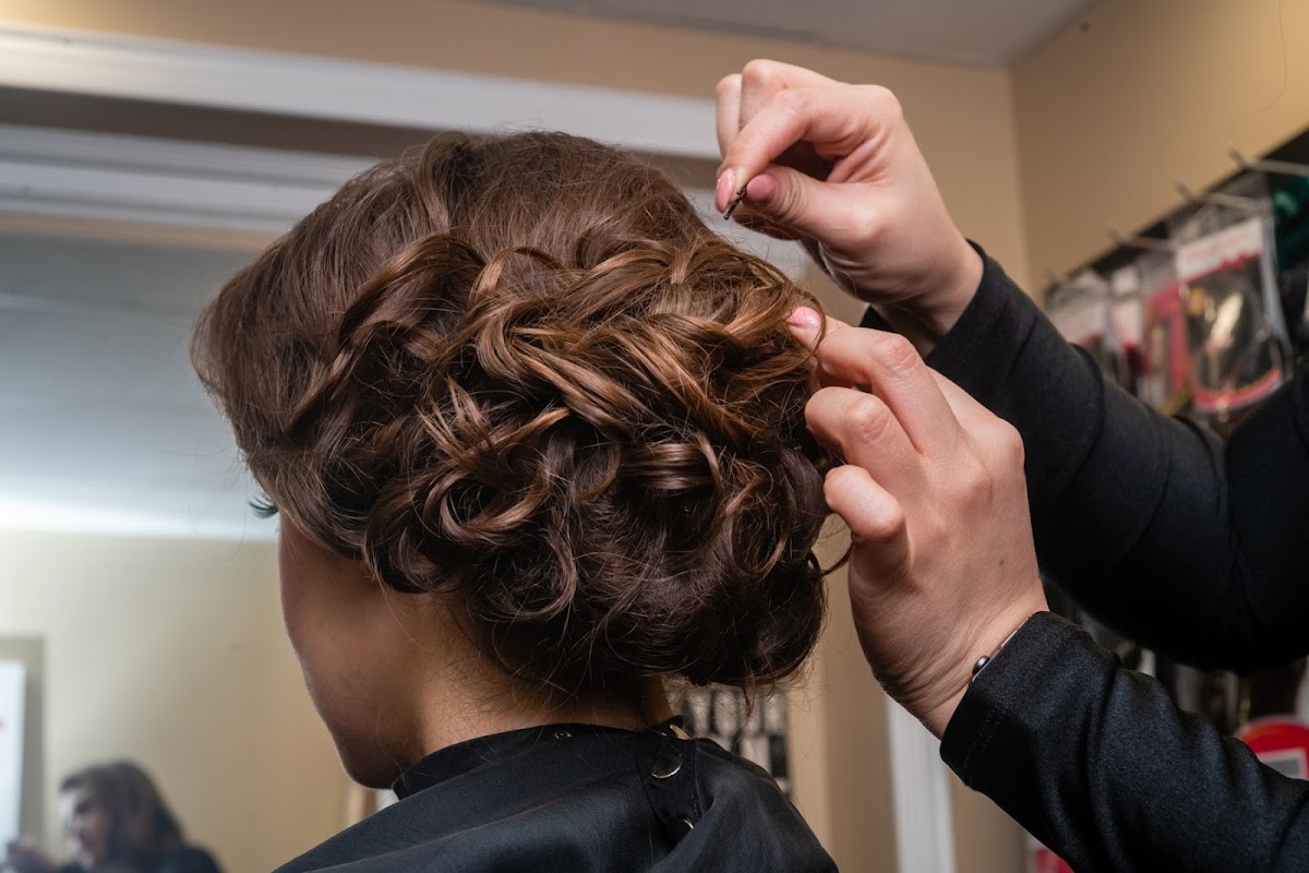 Hairs 2 the Bride, LTD